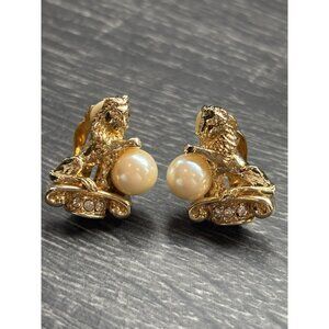 GIOVANNI TORLONIA Gold Tone w/Faux Pearl Clip-on Earrings